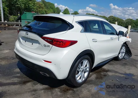 2019 Infiniti Qx30 Luxe z USA, uszkodzony, nr VIN SJKCH5CP3KA009376